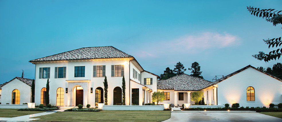 Modern Mediterranean Stunnerin Southern Trace